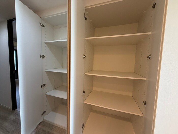 パークホームズ白壁四丁目(1402)の物件内観写真