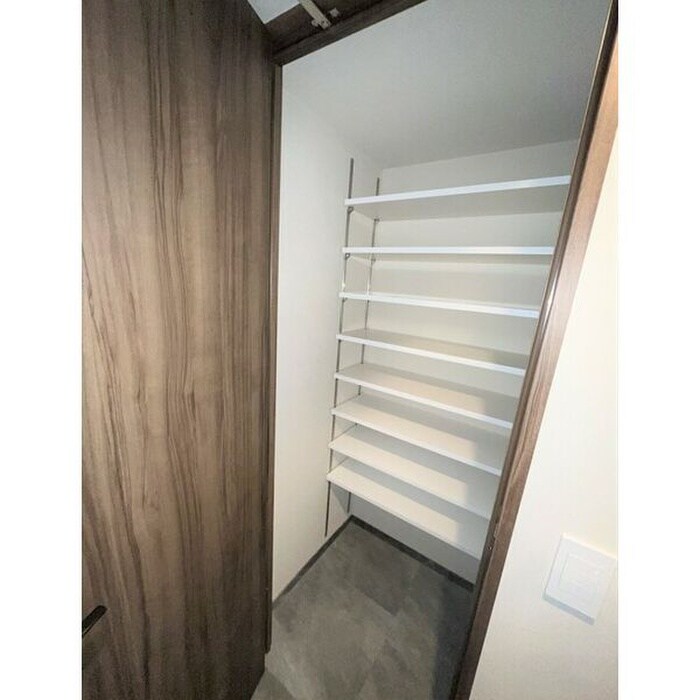 ザ・パークハビオ新栄の物件内観写真