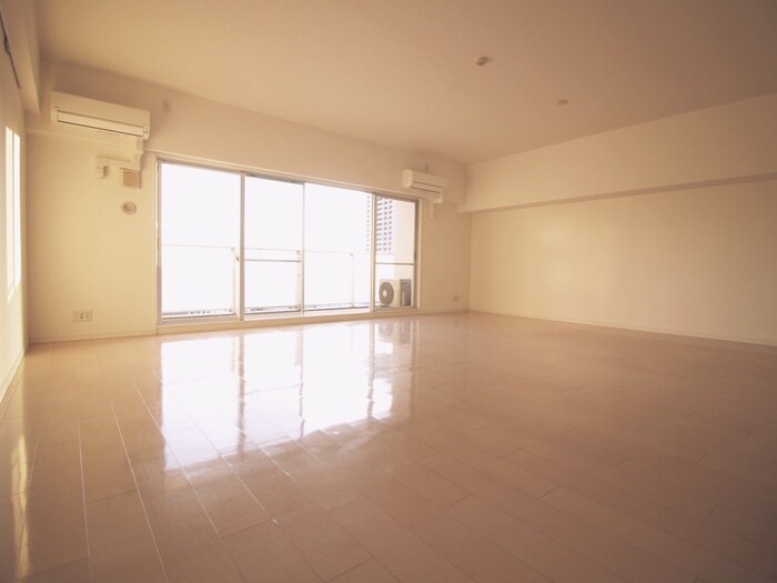 カスタリア伏見の物件内観写真