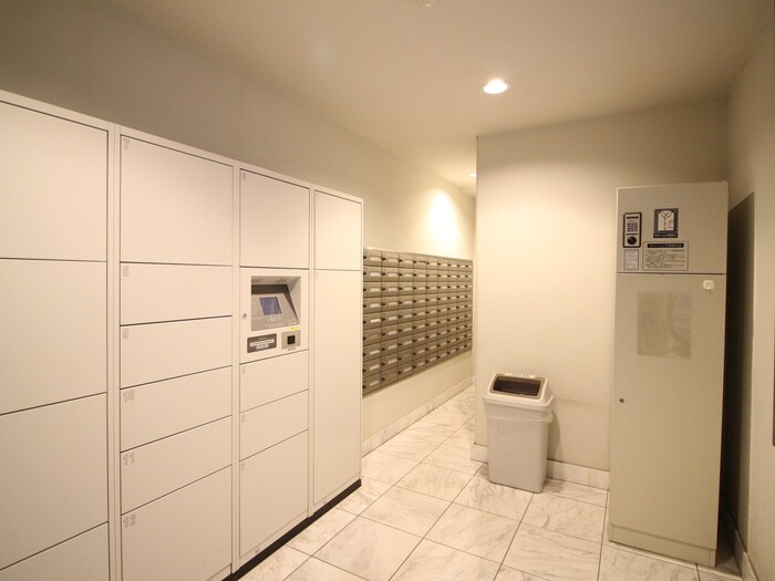 カスタリア伏見の物件外観写真