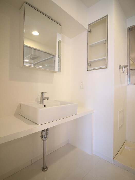 カスタリア伏見の物件内観写真