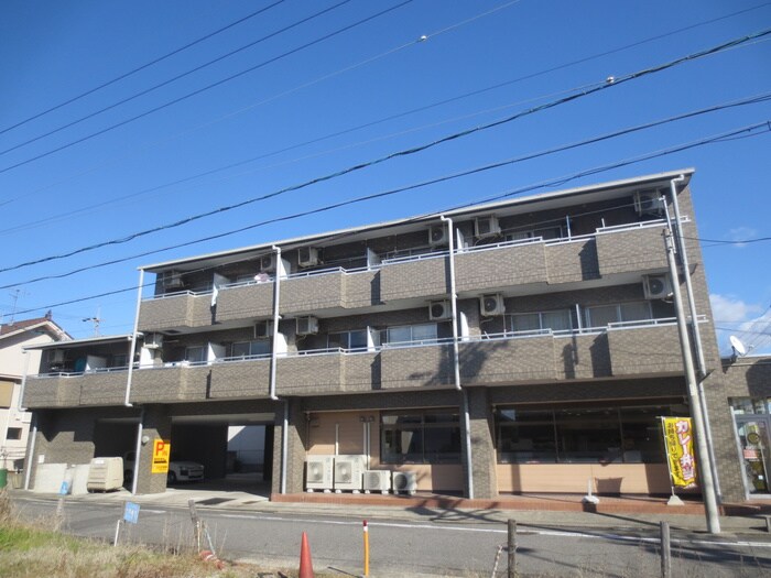 ドエルマルモ１０１の物件外観写真