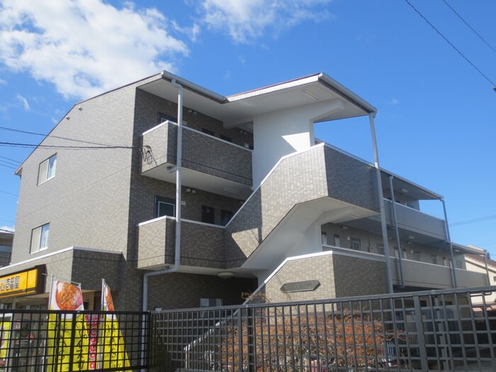 ドエルマルモ１０１の物件外観写真