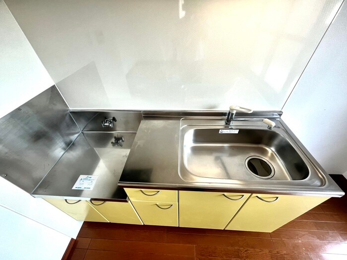 フィオ－レレジデンスの物件内観写真