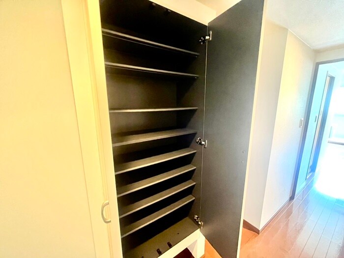 フィオ－レレジデンスの物件内観写真