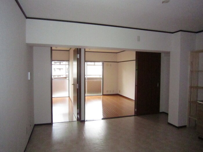 ファンシービル岩間の物件内観写真