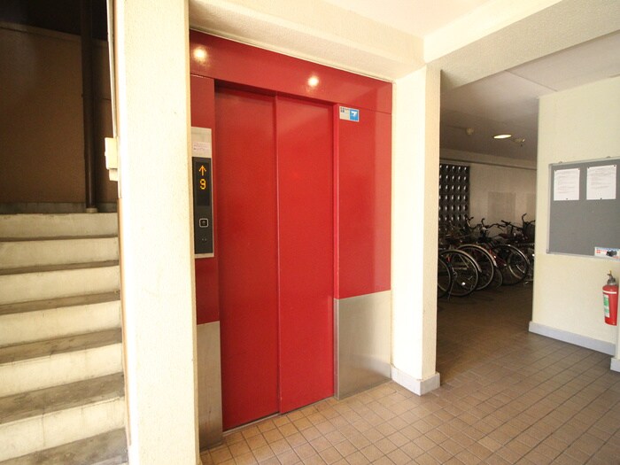 ファンシービル岩間の物件外観写真