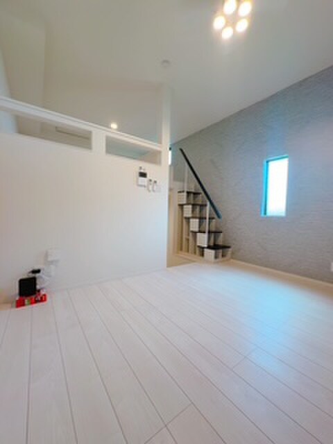 Ellery Moriyamaの物件内観写真