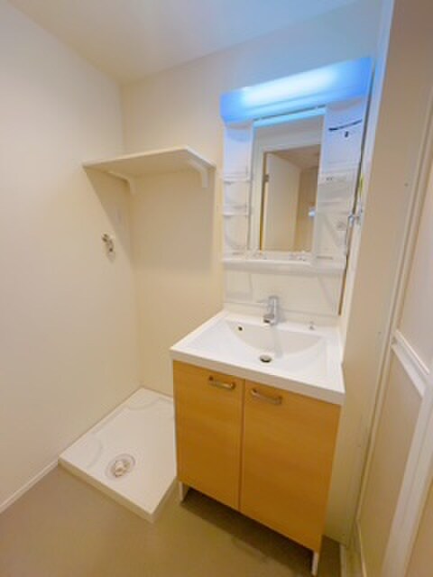 Ellery Moriyamaの物件内観写真