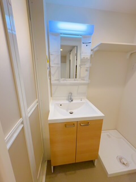 Ellery Moriyamaの物件内観写真