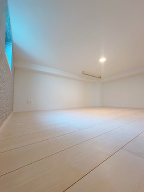 Ellery Moriyamaの物件内観写真