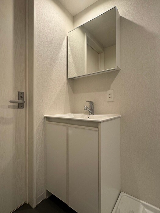 LIANGE 栄生の物件内観写真