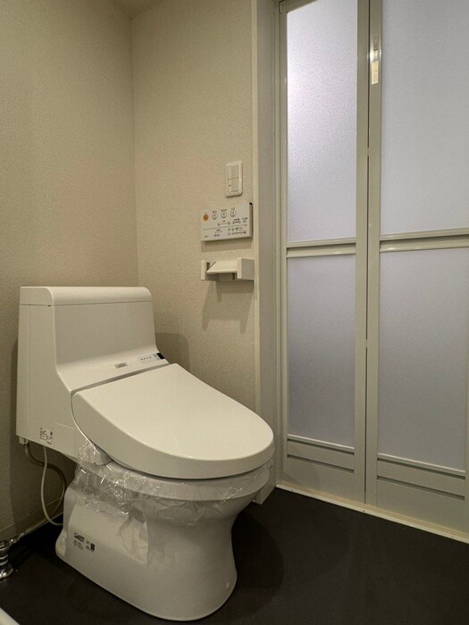 LIANGE 栄生の物件内観写真