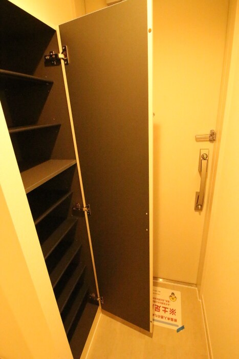 グラディオ岩塚の物件内観写真