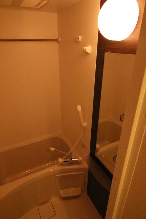 グラディオ岩塚の物件内観写真