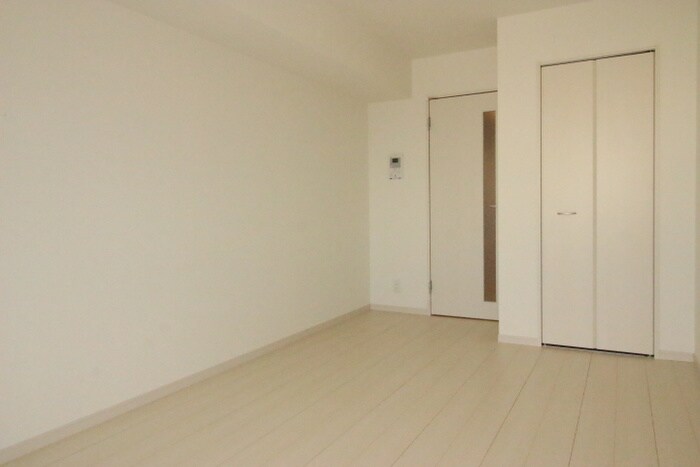 グラディオ岩塚の物件内観写真