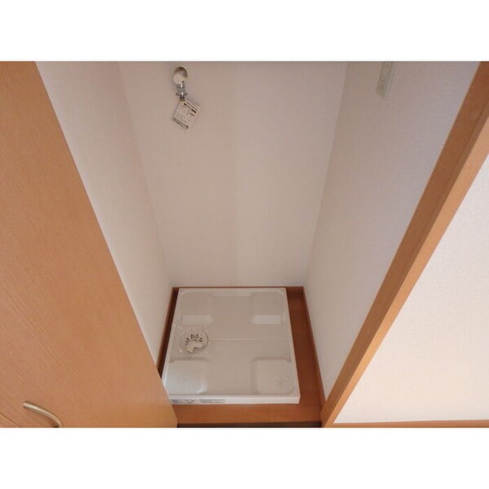 エクセラン柏森の物件内観写真