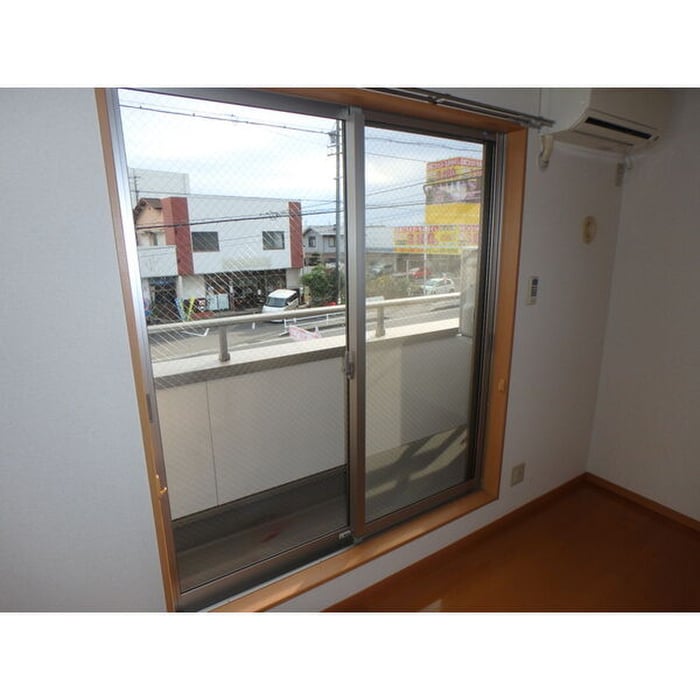 エクセラン柏森の物件内観写真