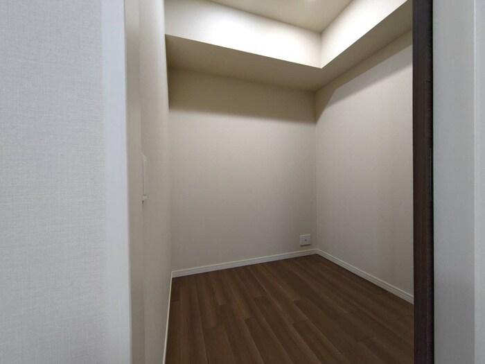 THE　SAKAE　RESIDENCE（402）の物件内観写真