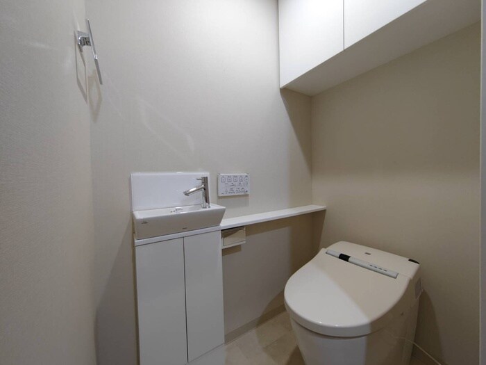 THE　SAKAE　RESIDENCE（402）の物件内観写真