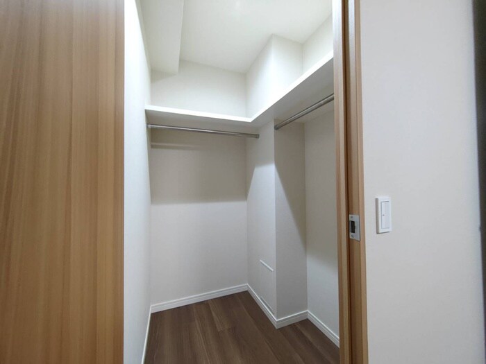 THE　SAKAE　RESIDENCE（402）の物件内観写真