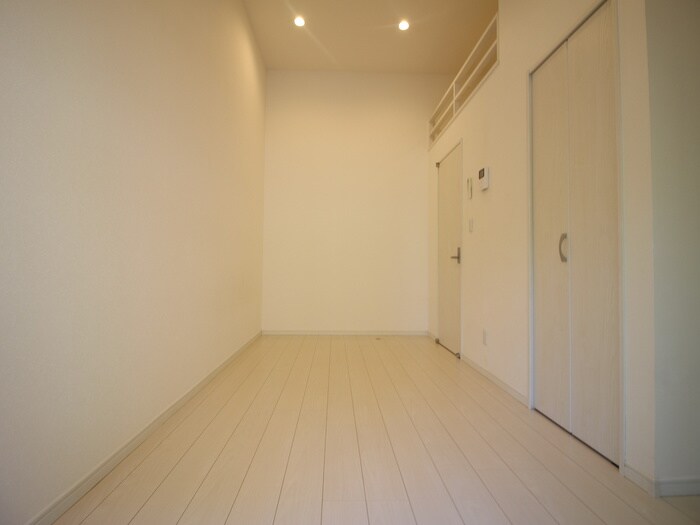 クレスト新富の物件内観写真