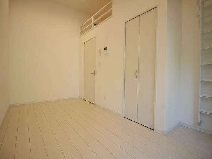 クレスト新富の物件内観写真