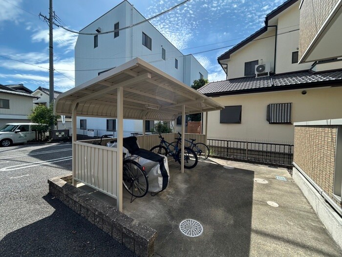 リヴァーレの物件外観写真