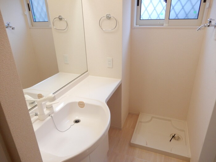 リヴァーレの物件内観写真