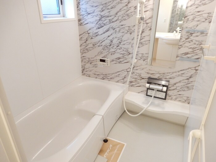 リヴァーレの物件内観写真