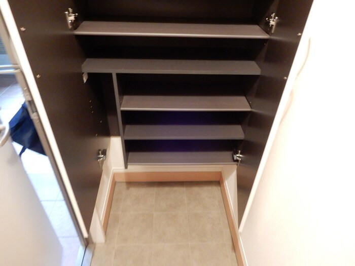 リヴァーレの物件内観写真