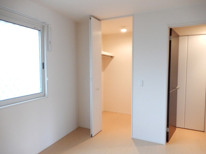 リヴァーレの物件内観写真