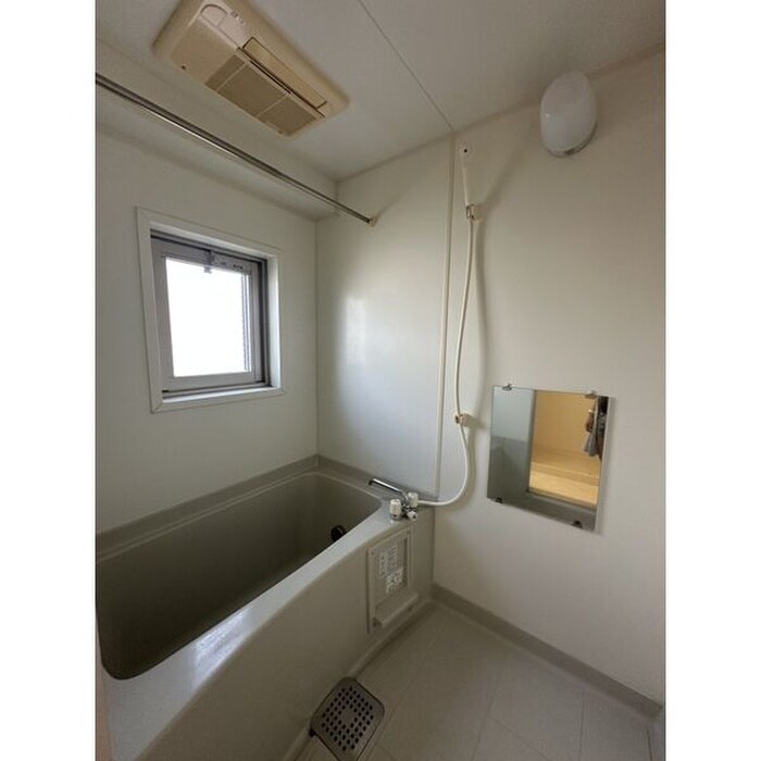 グレイスコートAの物件内観写真