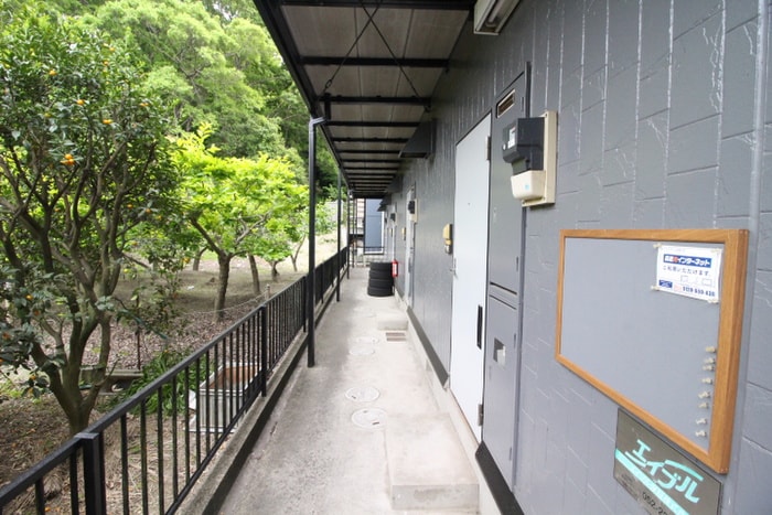 サンガーデン緑ヶ丘の物件外観写真