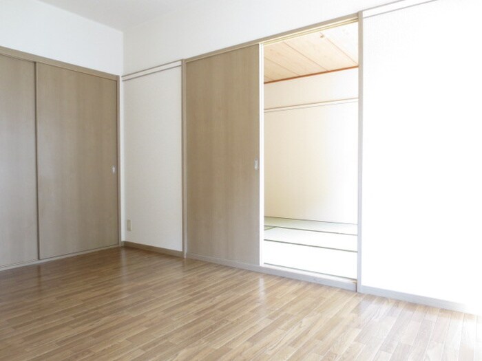 サンガーデン緑ヶ丘の物件内観写真