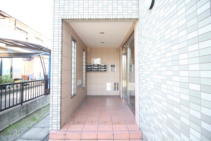 ＪＵＷＥＬＩＥＲの物件外観写真