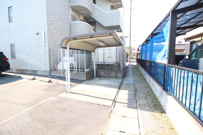 ＪＵＷＥＬＩＥＲの物件外観写真