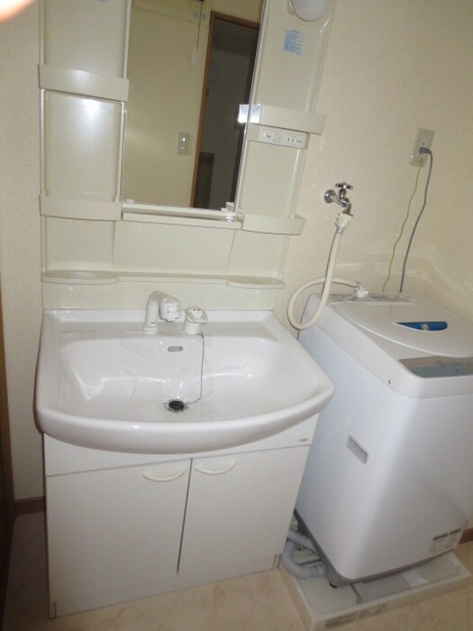 ＪＵＷＥＬＩＥＲの物件内観写真