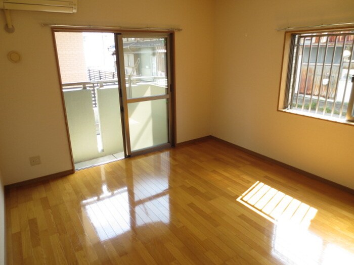 ＪＵＷＥＬＩＥＲの物件内観写真