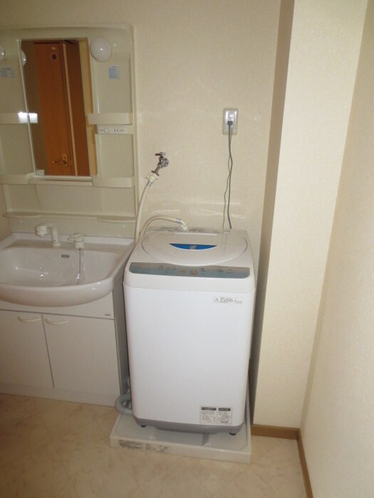 ＪＵＷＥＬＩＥＲの物件内観写真