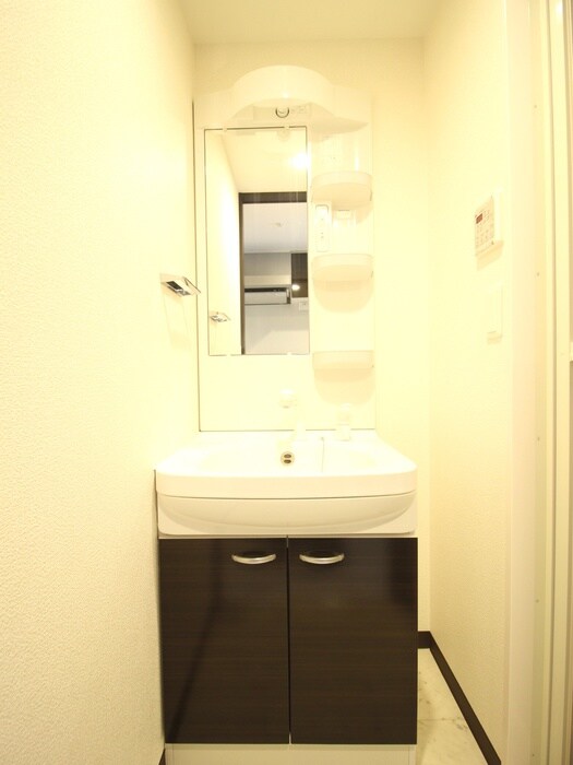 ｴｽﾃﾑｺｰﾄ名古屋ｽﾃｰｼｮﾝｸﾛｽの物件内観写真