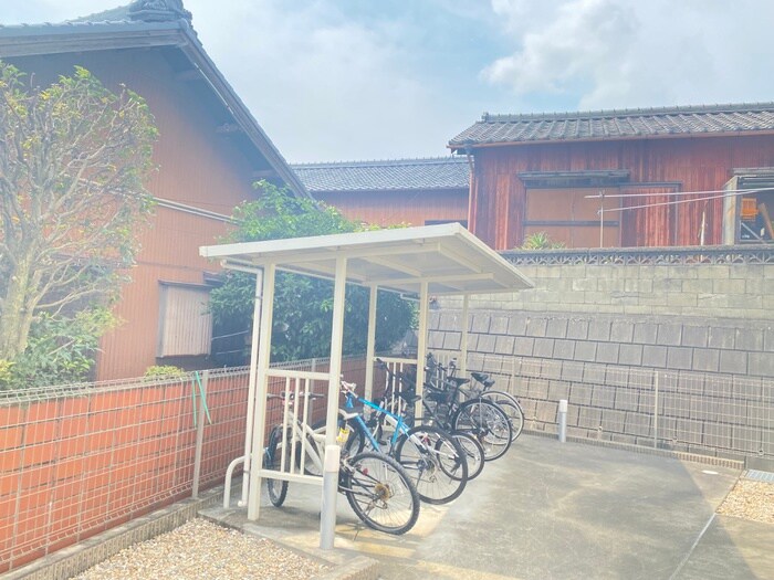 プライム逢妻の物件外観写真