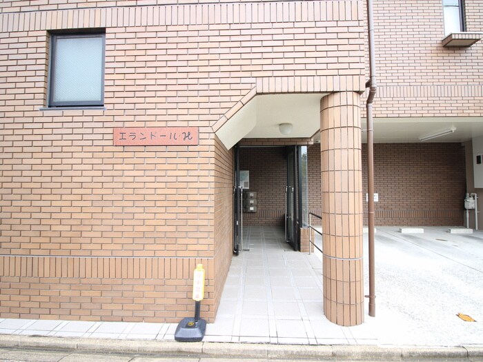 エランド－ルＨの物件外観写真