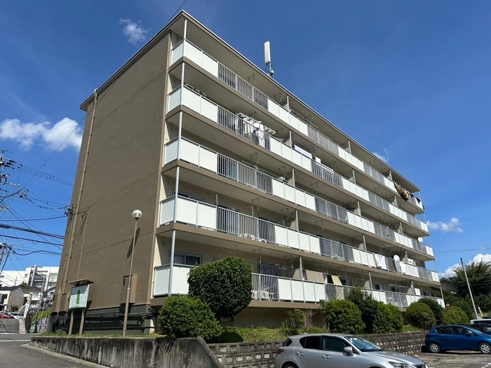 パビリオン平和A棟（402）の物件外観写真