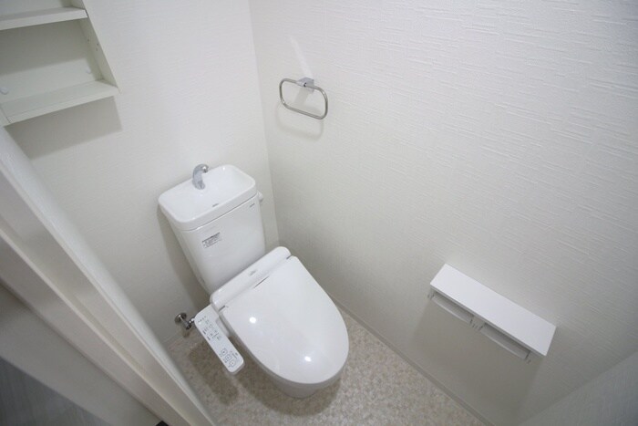 シェリール東桜の物件内観写真