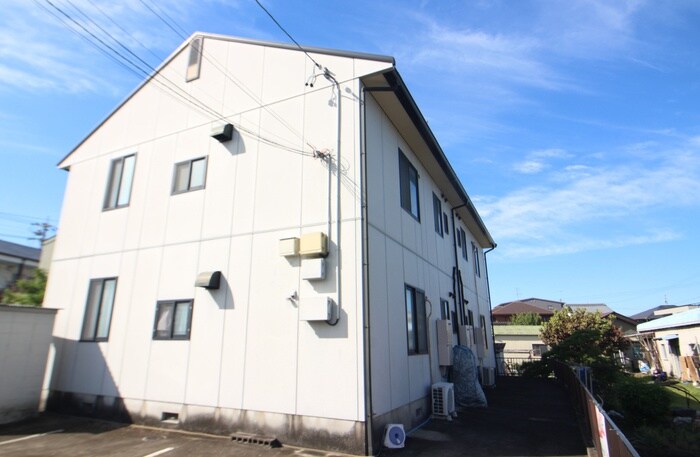 ピューラⅡの物件外観写真