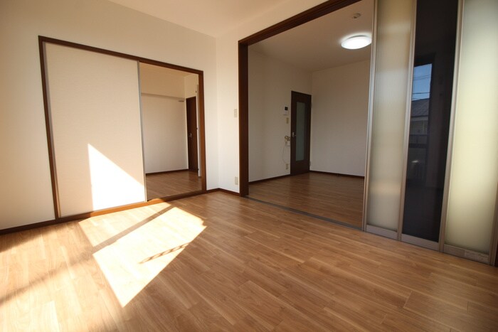 ピューラⅡの物件内観写真