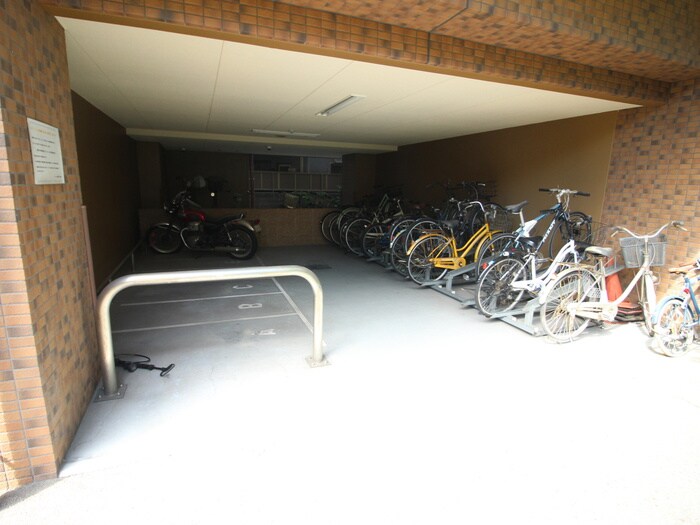 ﾌﾟﾚｻﾝｽ名古屋STATIONﾋﾞｼﾞｭ(607)の物件外観写真