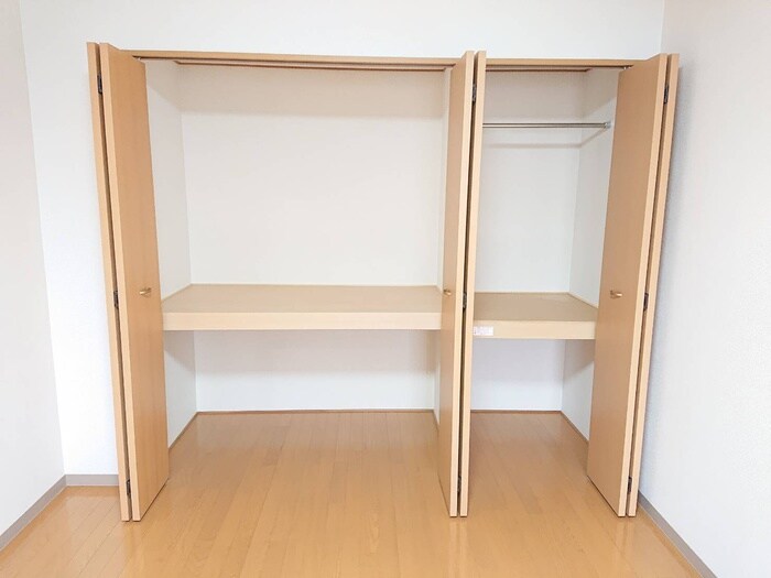 ホリ－ステ－ジ城山の物件内観写真