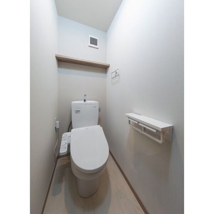 DEVELD栄生　WESTの物件内観写真